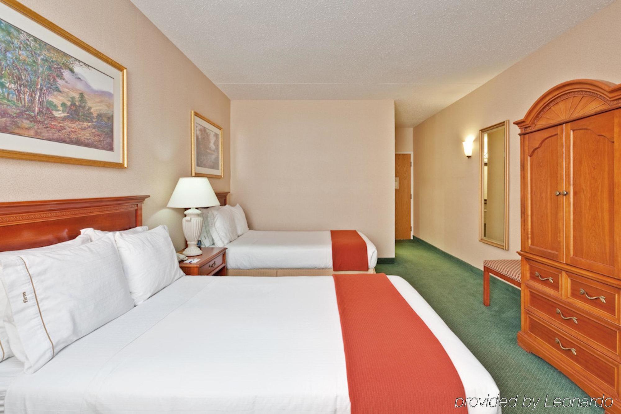 Holiday Inn Express Detroit-Warren/General Motors Technology Center By Ihg Ruang foto