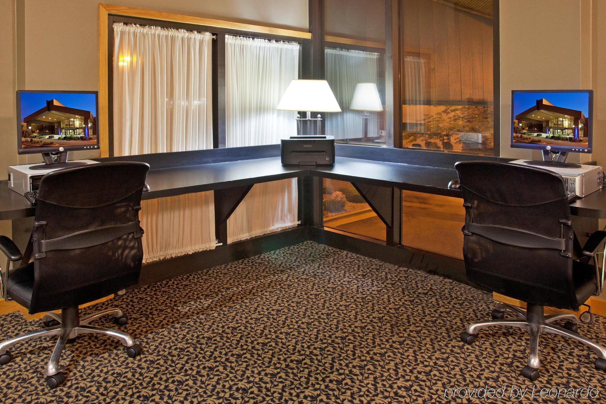 Holiday Inn Express Detroit-Warren/General Motors Technology Center By Ihg Fasilitas foto
