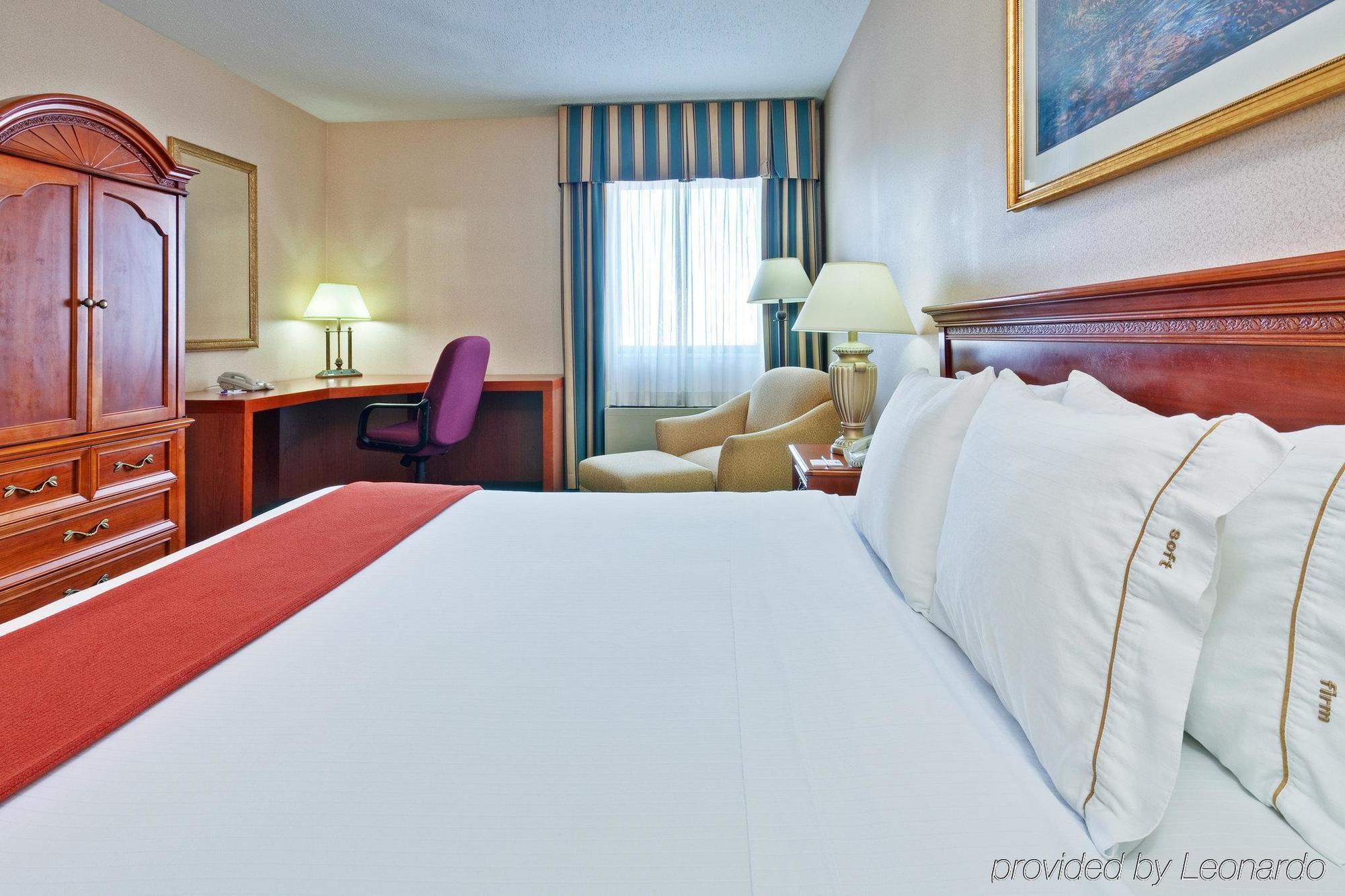 Holiday Inn Express Detroit-Warren/General Motors Technology Center By Ihg Ruang foto